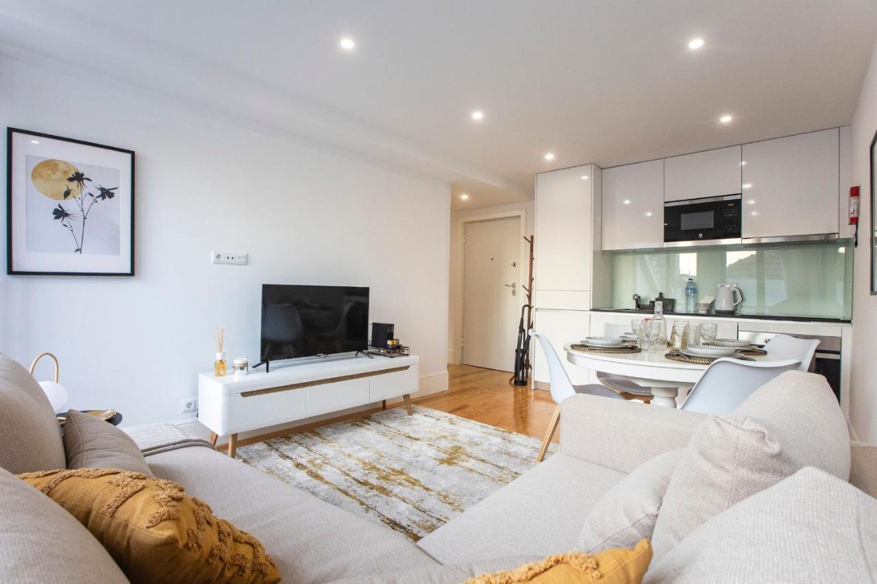 City Center 2Br Flat W/ Ac By Lovelystay Porto Kültér fotó